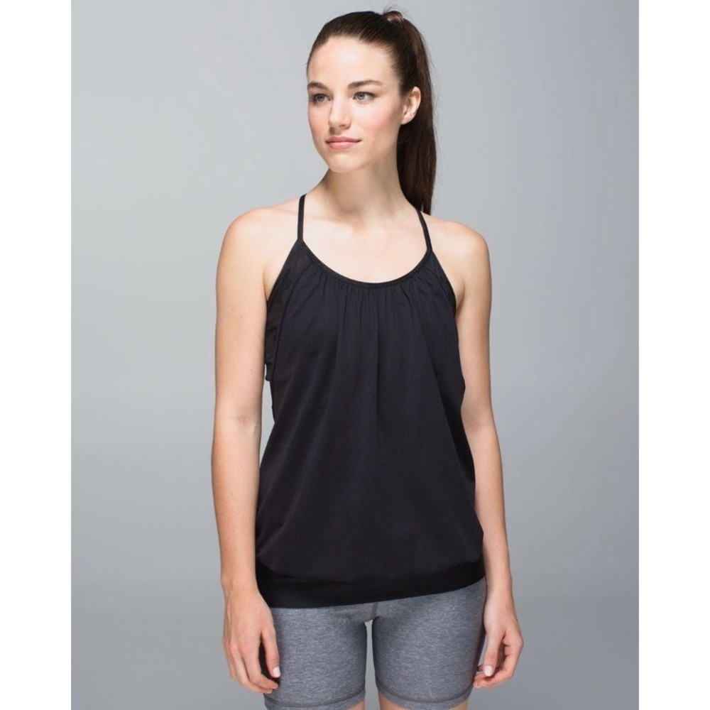 Lululemon No Limits Tank Black Camo Built In Bra Top Size 8